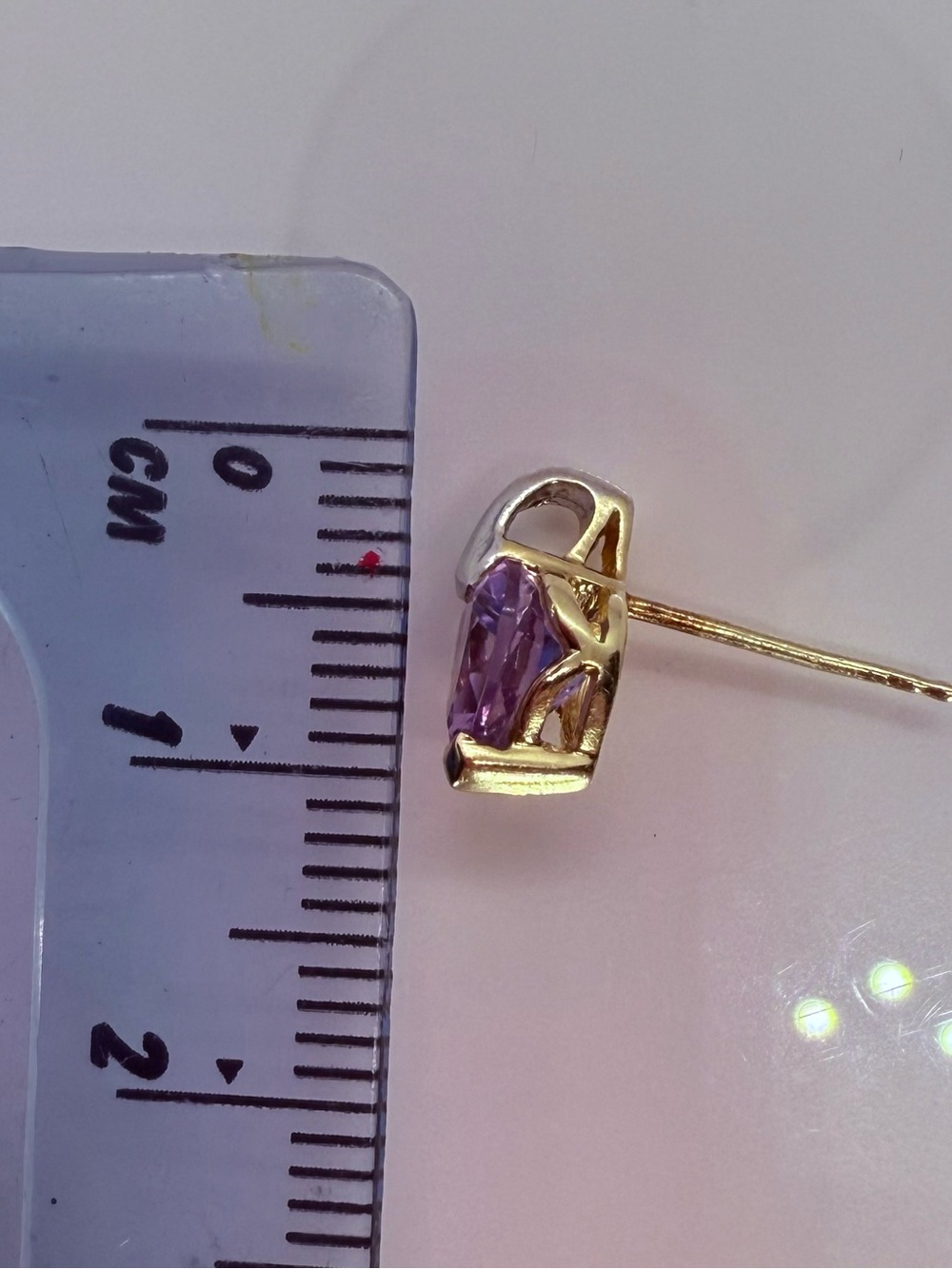 10k Yellow & White Gold Heart-Shaped Purple Amethyst Stud Earrings! - Picture 10 of 12